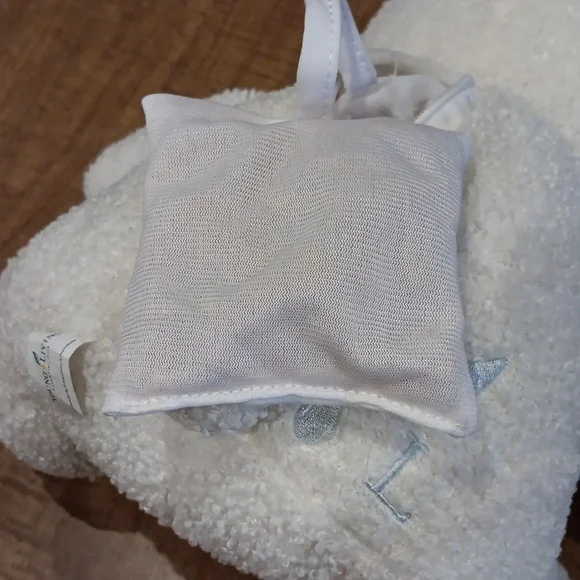 Young Living snuggle bear - Picture 6 of 8